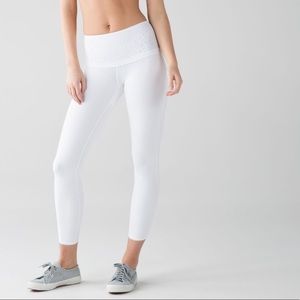 Lululemon NWT Free Spirit Pant, White, size 4, lace trim Rare!